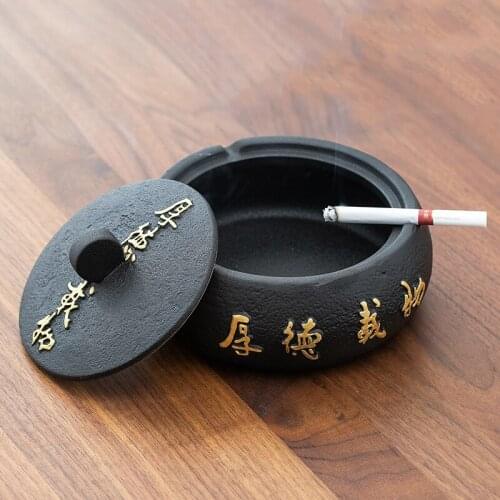 Retro-ceramic Black Ashtray Decoration Accessories Home Portable Ashtray With Lid Home Sitting Room Ashtray Office Present From