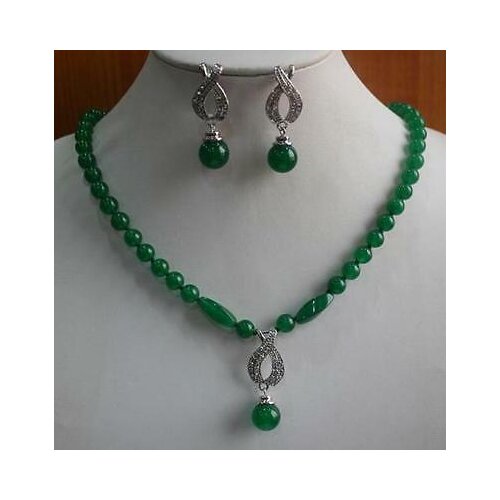 Hot NEW Green Emerald Necklace Pendant Earring Set 18