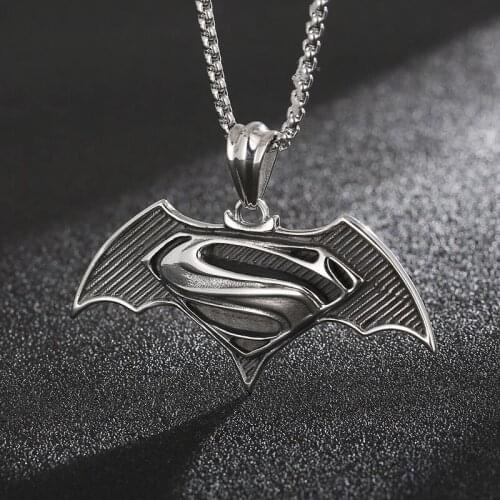European and American retro personality bat mens titanium steel pendant pendant