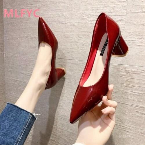 Patent leather high heels women 2021 new pointed shallow mouth professional work shoes fashion thick heel single shoes women