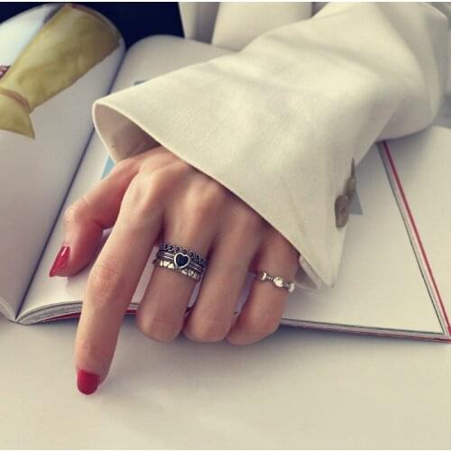 Hip-Hop/rock Retro Do Old Wind Hollowed-out Ring Temperament Black Oil Love Ring Personality Tide Ins Cool Index Finger Ring
