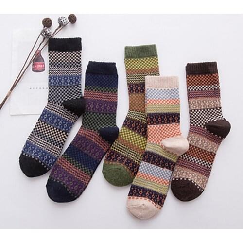 Autumn winter Harajuku retro men Socks Ethnic Style Business casual striped Socks Man Thick Warm Casual Wool Socks