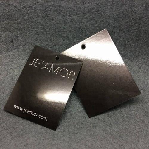 Famous fashion brand tag with hang tag gloss lock garment tags