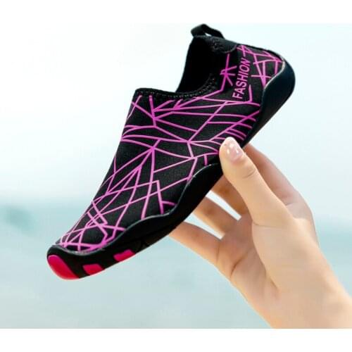 Wading shoes Lightweight Outdoor Quick Dry Barefoot Beach Water Shoes man Striped Colorful Flat sock aqua shoes woman Quick-Dry