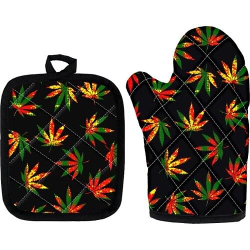 Kitchen Baking Heat Insulation Mitts and Mats Hot Sale Jamaica Weed Leaf Printing Oven Gloves Reggae Style BBQ Accessories