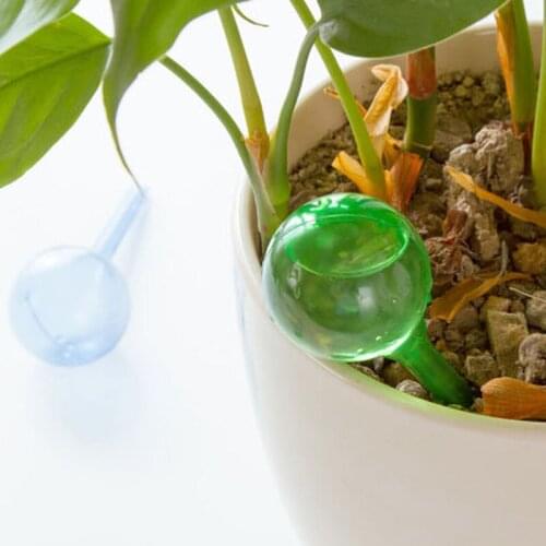 Practical PVC Plant Self Watering Bulb Shape Waterer Globes Automatic Irrigation Patio Lawn Garden Pot Planter Cans Garden Tools