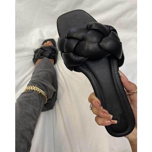 2021 Fashion Flat Slippers Ladies Woven Sandals Ladies Outdoor Beach Ladies Shoes Ladies Home Slippers Ladies Slippers