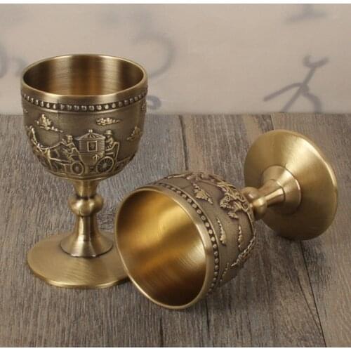 European Carving Pattern Vintage Castle Classical Metal Whiskey Cup Handmade Small Goblet Household Copper Wine Glass Bar Tool