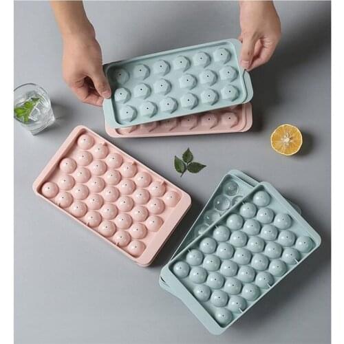 Round Ice Tray Plastic Ice with Lid Spherical Ice Mold Cube Mold Creative