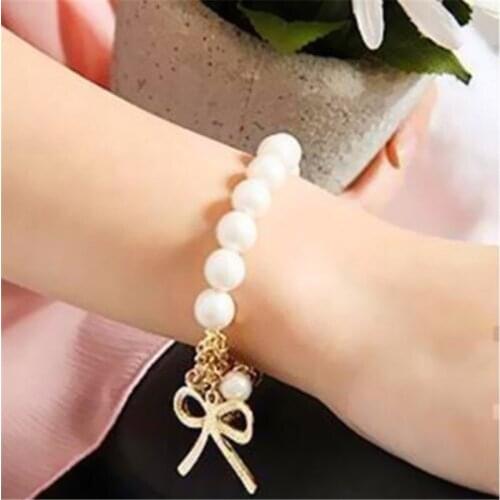 2018 New Sweet Bowknot Simulated Pearl Beaded Bracelet For Women Elastic Charm Bow Bracelets Wedding For Lady Jewelry