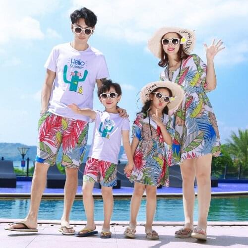 Family Look Mother Daughter Summer Beach Dresses Holiday Family Matching Outfits Cotton T-shirts Matching Couple Outfits