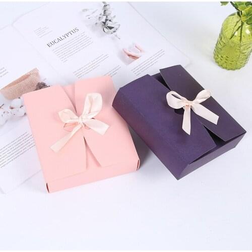 500pcs/lot 17cmx15cmx4.5cm Vintage Retro Colorful Paper Box, DIY Wedding Favor Gift Box, Single Cake Box Packaging With Ribbon
