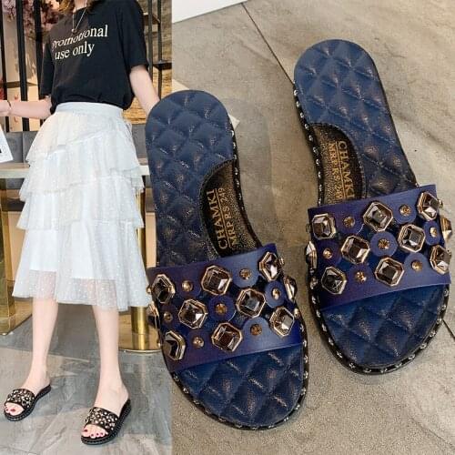 2020 Fashion Women Shoes Summer Slippers Crystal Rivet PU Flat Sandals Slides Shoes Woman Chaussure Femme sandalias mujer