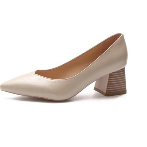 2019 New Women Pumps Black High heels 7.5cm Lady Patent leather Thick with Autumn Pointed Single Shoes Female Sandals Big 34-40