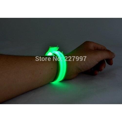 200pcs LED bracelets flashing wrist band for event party decoration glowing bracelet running gear LED lights wrist ring lin2980