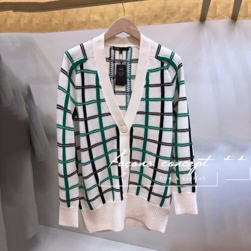 Patads French minority knitted cardigan autumn and winter color blocking Plaid long sleeve loose V-neck female ca00078