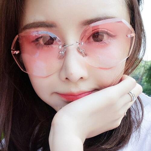 2021 Brand Designer Rimless Sunglasses Men/Women Classic Metal Square Frame Eyeglasses Trendy Clear Ocean Lenses Driving Goggles