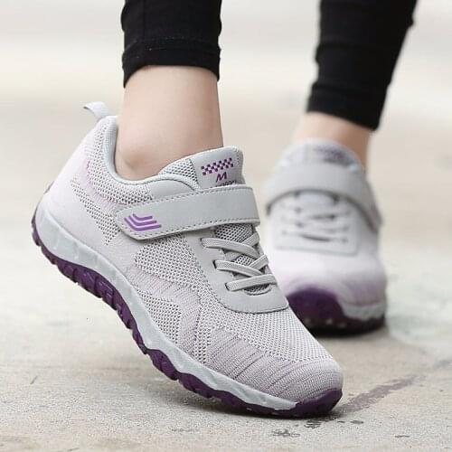 Ladies Sneakers Light Breathable Flat Wear Resisted Anti-Slippery Basket Vulcanized Shoes Women Comfort Casual Shoes Velcro Shoe