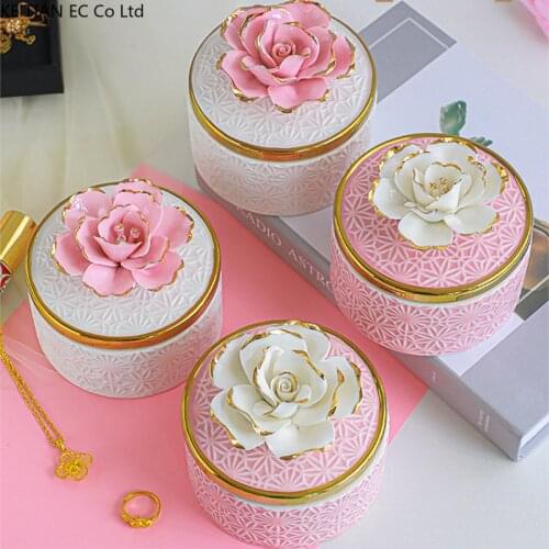 European-style Ceramic Jewelry Box Three-dimensional Rose Flower Necklace Ring Box with Lid Square Gold Rim Storage Desktop Deco