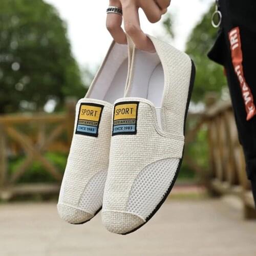 2021 High Quality Breathable Canvas Casual Shoes Mens Comfortable Outdoor Walking Shoes Breathable Linen Flat Loafers