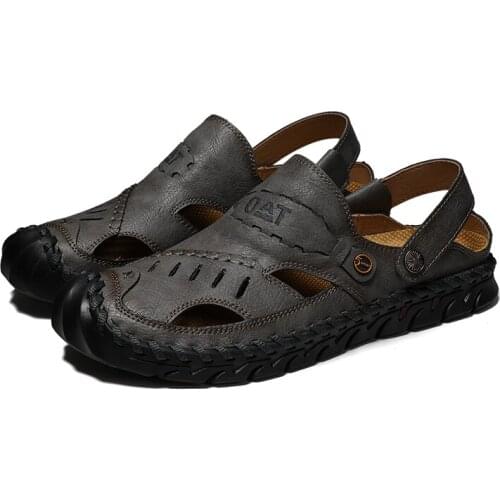 Leather Aqua Shoes Men Hollow Out Breathable Beach Shoes Summer Casual Sandals Quick Dry Slip on Water Shoes Slippers