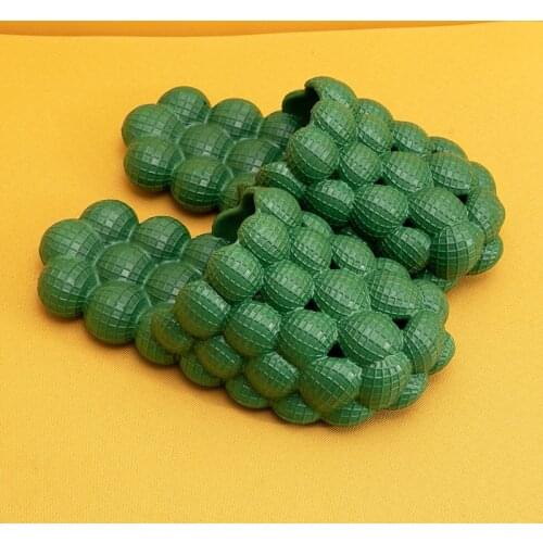 New Summer Slippers Personalized Bubble Sandals Fashion Slides Home Massage Bottom Slippers For Men And Women