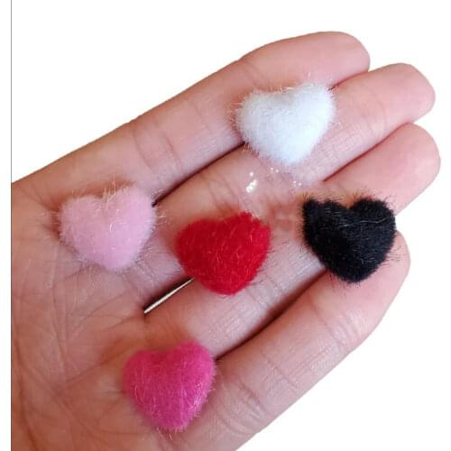 Gorgeous KAWAII 3-D FUZZY HEART 5PCS 10PCS Nail Art Charms Flatback Cabochon 3D Charm 5pc Heart Nail Puff Magnetic Charm 5X20mm