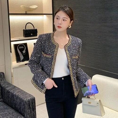 Fashion Small Fragrant Wind Woven Tweed Jacket Womens Autumn And Winter 2021 New Hit Color Round Neck Plaid Short Cardigan Top