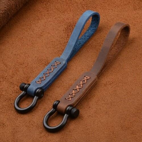 Luxury Auto Car Accessories Novelty Leather Keychain for Men Keyring Holder Key Fob Charm Porte Clef Jewellery Gift Diy