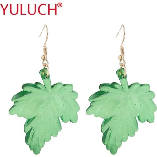 YULUCH Fresh Green Plastic Maple Leaf Pendant Fashion Jewelry Earrings for Personality Fashion Women Earrings Gifts