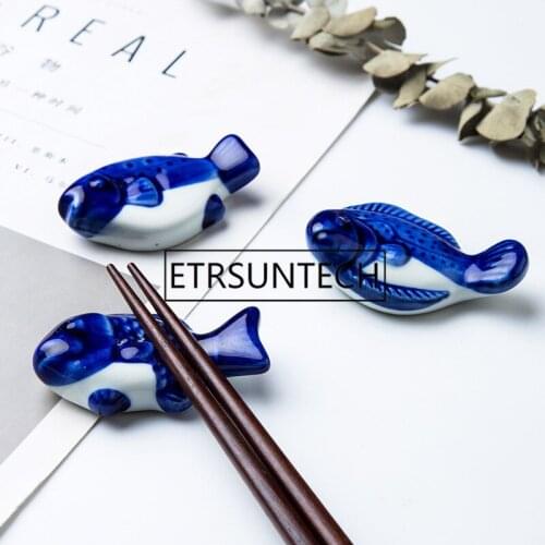 100pcs/lot Lovely Fish Shape Ceramics Chopsticks stand Spoon Forks Knife Rest Holder for Japanese Sushi Tableware