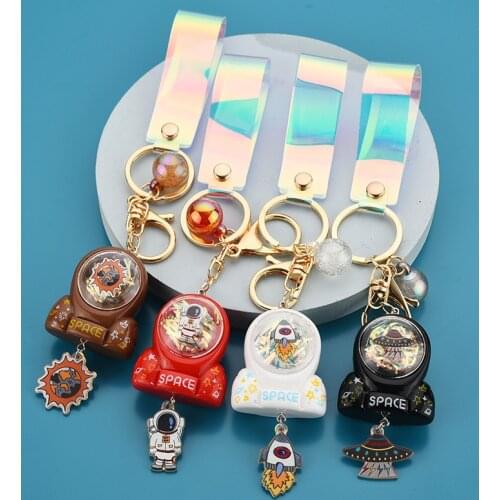 Mysterious Space Quicksand Square Keychain Astronaut Bag Charm Keyring Jewelry Glitter Moving Liquid Key Ring Creative Gift
