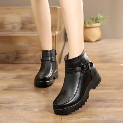 Winter womens anti-slip ankle boots with velvet boots