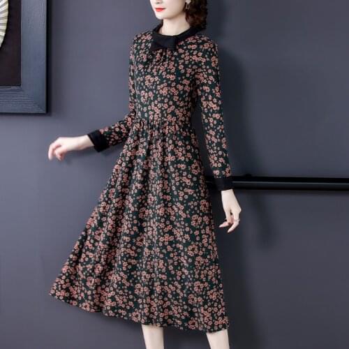 Winter 4XL Plus Size Floral Plush Padded Warm Dresses Autumn Vintage Casual Long Sleeve Midi Dress Women Bodycon Elegant Vestido