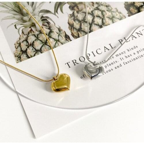 Cute Heart Pendant Necklace Multi-Color Titanium Steel Chain Necklace For Women Minimalist Classy Necklaces Jewelry