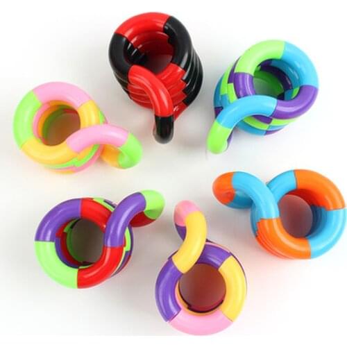 18 Pcs DIY Torsion Ring Stress Relief Fidget Roller Twist Finger Decompression Toy Vent Toys for Children Kids Young Adult Toy
