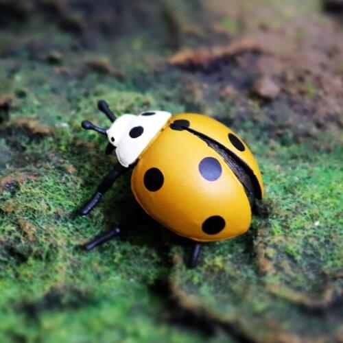 Simulation Insect Animal Action Figures Collection PVC Toy Kids Gift Ladybug Model Action Figure
