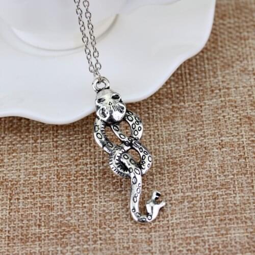 Alloy Pendan Jewelry Nagini Slytherin Necklace orcrux Voldemort Death Eater Snake Necklaces Vintage Silvery Dark Mark For gift