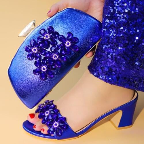 Fashionable royal blue women pumps with big crystal decoration african dress shoes match handbag set V56896-1,heel 7.5CM