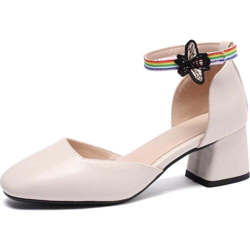 2019 spring and summer small fresh thick with middle and square head buckle sandals 31-43