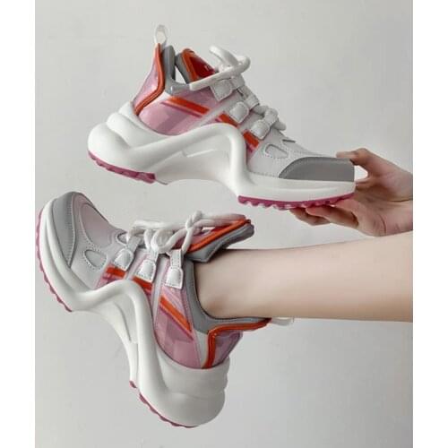 Hot Selling Fashion Shoes Ultra Breathable Mesh Leather Casual Shoes Lace Up Trainers Brand Street Styles Women Sneakers