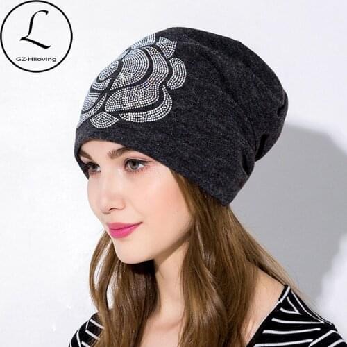 GZHILOVINGL New Arrival 2018 Winter Hats Cap Skullies Beanies For Women Casual Cotton Flower Rhinestone Beanie Hats Touca Gorro