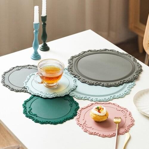 Silicone Placemat Table Kitchen Accessories Creative Retro Placemat Waterproof Heat Insulation Tableware Mat Home Dining Mat