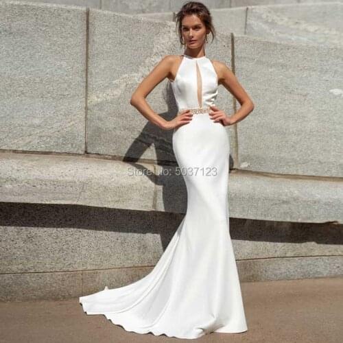 Mermaid Wedding Dresses Halter Sleeveless Beaded Sleeveless Open Back Wedding Bridal Gown Vestidos De Noiva with Sweep Train