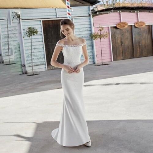 Charming Sheath Off the Shoulder Satin Wedding Dress 2021 Sexy Boat Neck Sweep Train Bridal Gowns Plus Size