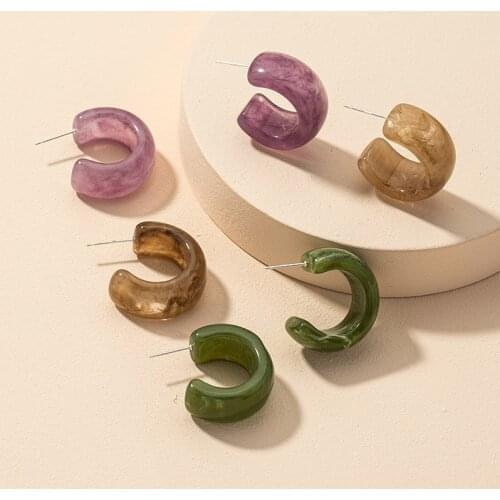 Simple Spring Summer Korea Cute Candy Color Acrylic C-shaped Earrings Colourful Curved Hoop Earrings for Women Jewelry Gift