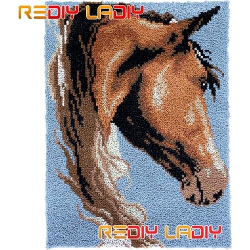 Latch Hook Rug Kits Horse Face Plush Wall Tapestry DIY Carpet Rug Thick Yarn Arts Cushion Crocheting Floor Mat Home Decor Gifts