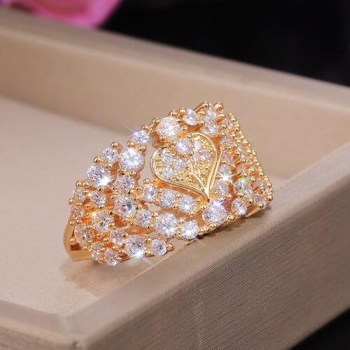 Huitan Delicate Women Wedding/Engagement Ring New Fashion Dazzling Cubic Zircon Stone Fine Anniversary Gift Ladies Rings Jewelry