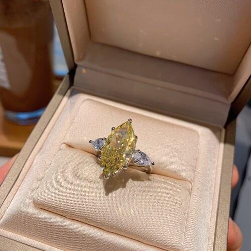 Trendy 100% 925 Sterling Silver Marquise Cut Created Moissanite Gemstone Wedding Engagement Cocktail Ring Ladies Fine Jewelry