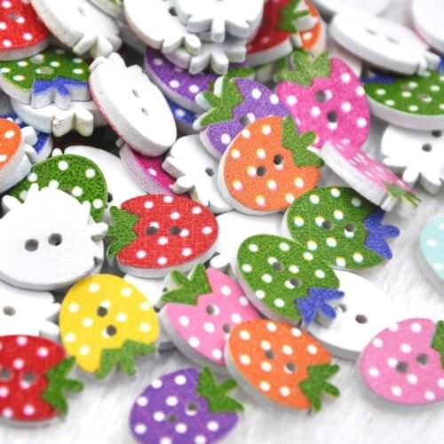 50 pcs Dots Wood Buttons Strawberry Sewing Craft Mix Lots Wholesales WB336